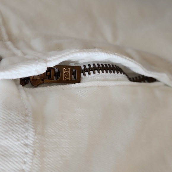 Lucky Brand Crisp White Denim - Picture 7 of 8